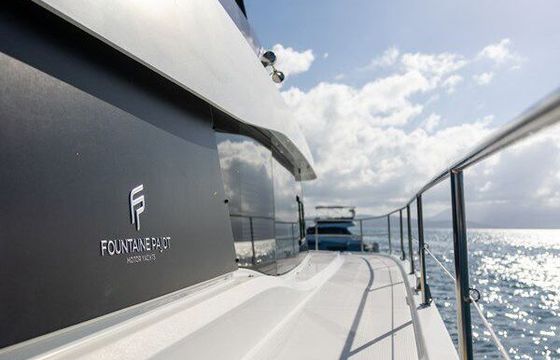 Motorboat Fountaine Pajot MY.6 960hp