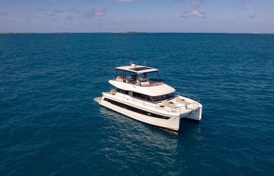 Motorboat Fountaine Pajot MY.6 960hp