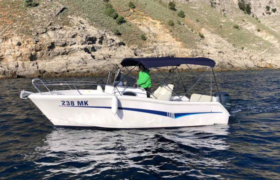 Motorboat ELAN 650 Cabin 150hp