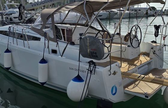 Sailboat Jeanneau Sun Odyssey 380 11m
