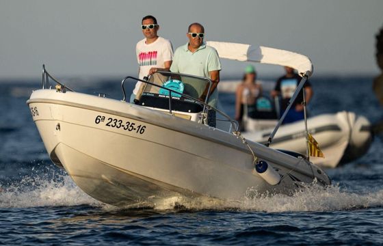 Motorboat Saver 520 70hp
