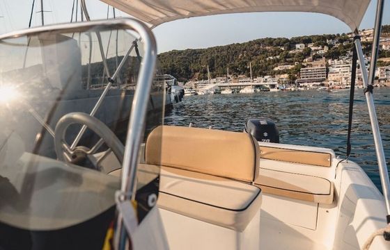 Motorboat Saver 520 70hp