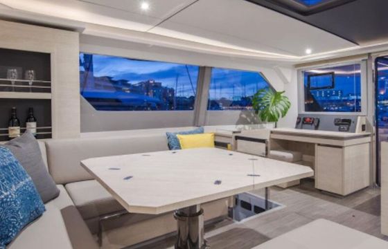 Catamaran Moorings 5000 15m