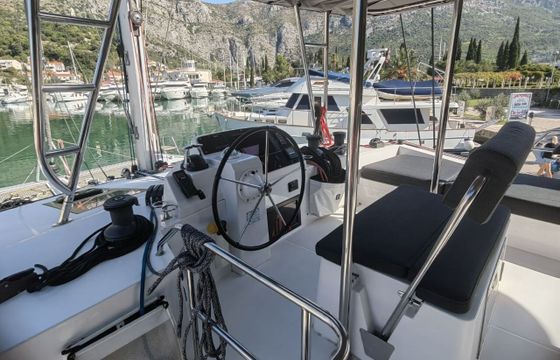 Catamaran Nautitech Rochefort Nautitech 46 Fly - 3 + 1 cab. 13m