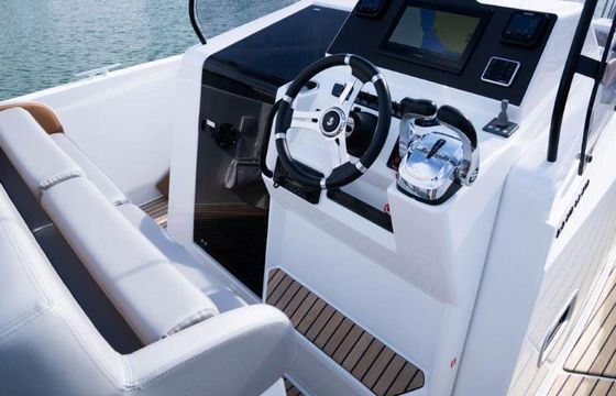 Motorboat Beneteau Flyer 9 500hp
