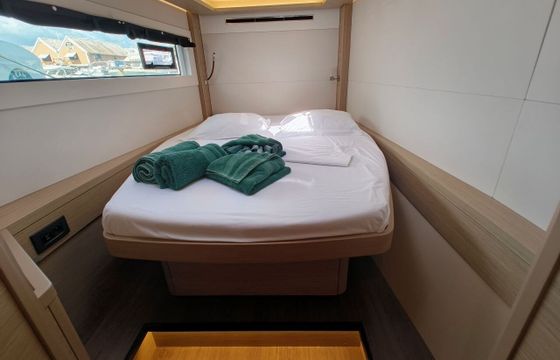 Catamaran Lagoon-Bénéteau Lagoon 46 - 4 + 2 cab. 13m