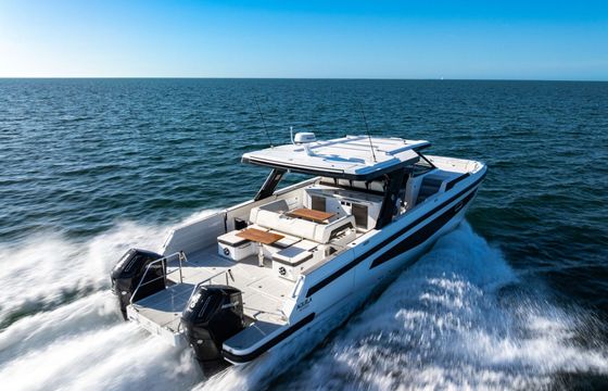 Motorboat Aquila Aquila 45 Sport 1200hp