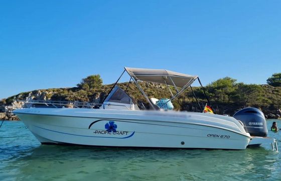 Motorboat PACIFIC CRAFT OPEN 670 200CV YAMAHA 200hp