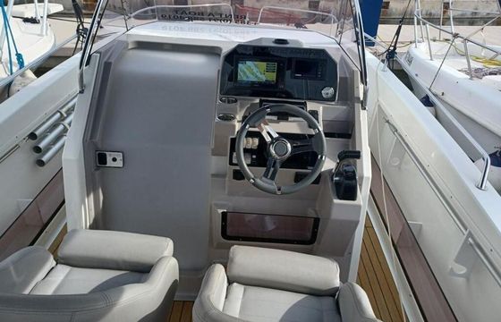 Motorboat AtlantiC 750 open