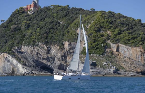 Sailboat Dufour Yachts Dufour 430 GL 13m