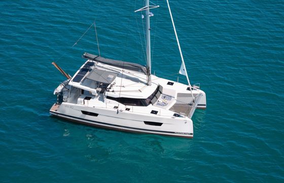 Catamaran Fountaine Pajot ISLA 40 12.26m