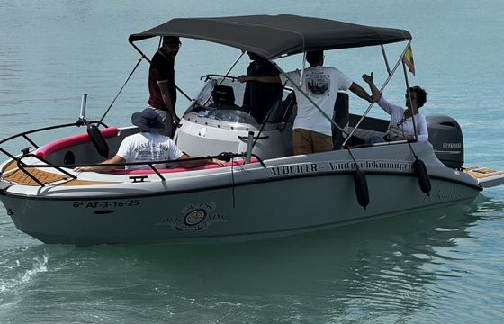 Motorboat Aqua 24 S7 130hp