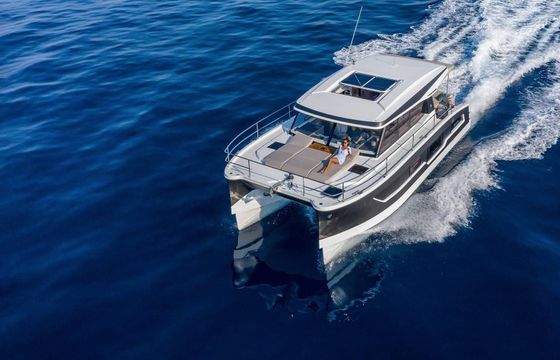 Catamaran Fountaine Pajot MY4S 11.03m