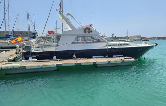 Motorboat Guy Couach 1400 541hp