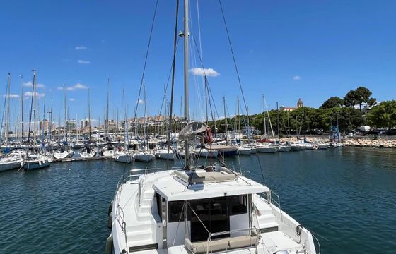 Catamaran Bali 4.2* 12m