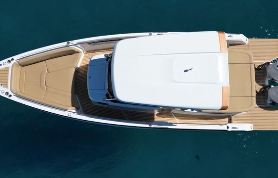 Motorboat Sterk 31 RC 400hp