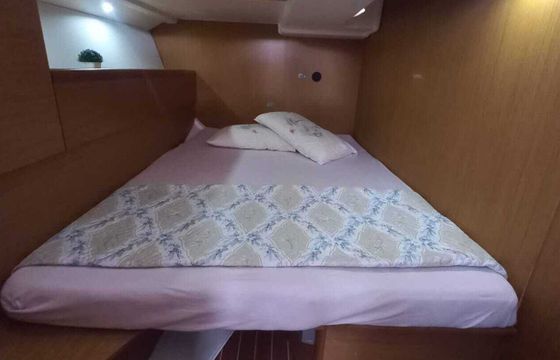 Sailboat Jeanneau Sun Odyssey 50 13m