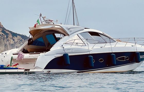 Motor yacht Azimut Atlantis 1600hp