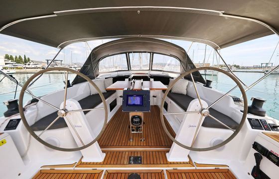 Sailboat Hanse Yachts Hanse 418 - 3 cab. 12m
