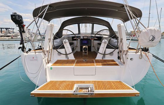 Sailboat Hanse Yachts Hanse 418 - 3 cab. 12m