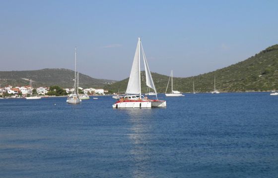 Catamaran Laser KD 870 9m