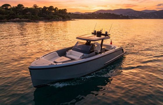 Motorboat Vanquish 40 850hp