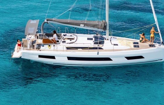 Sailboat Dufour Dufour 44 13.1m