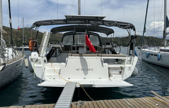 Sailboat Dufour 470 14m