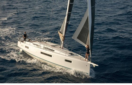 Sailboat Sun Odyssey 410 12.35m