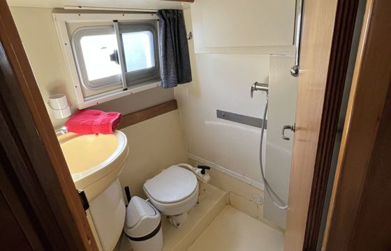 Houseboat New Con Fly TWINS 40hp