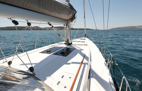 Sailboat Hanse Yachts Hanse 458 - 3 cab. 14.04m
