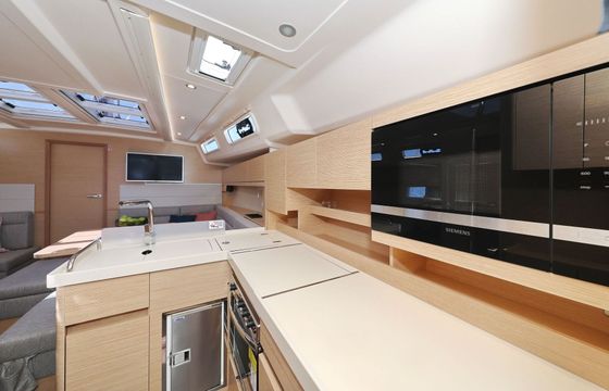 Sailboat Hanse Yachts Hanse 458 - 3 cab. 14.04m