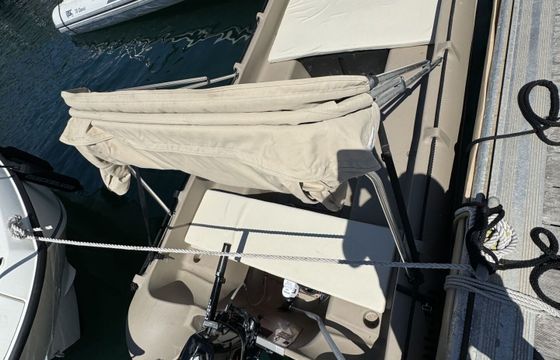 Boat without licence whaly 435