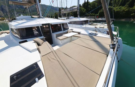 Catamaran Catana Group Bali 4.2 - 4 + 1 cab. 12m