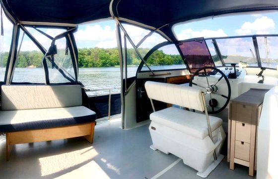Motorboat Gruno 35 K Classic 100hp