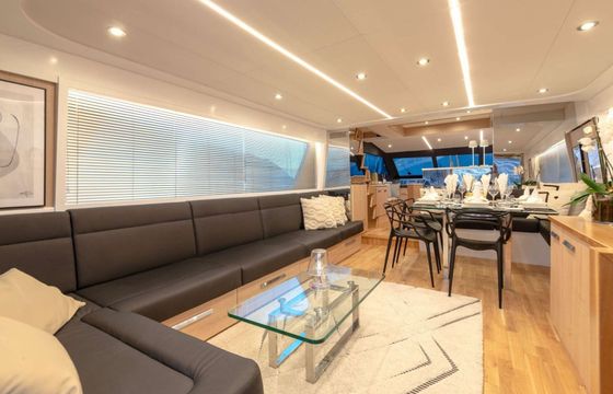Motor yacht San Lorenzo 22M 216hp