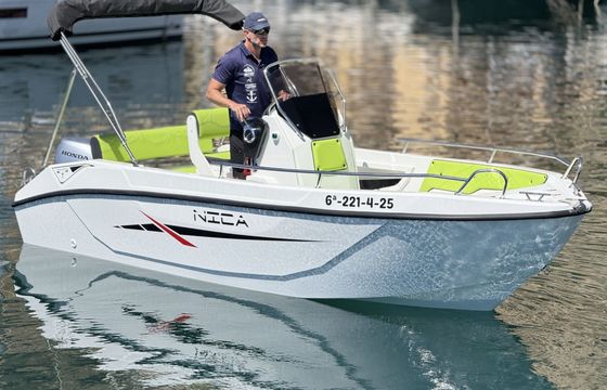 Motorboat Trimarchi Nica 15hp