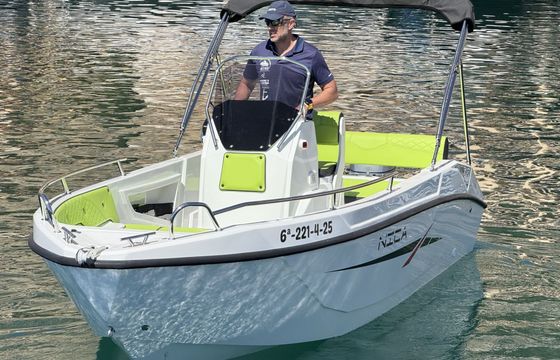 Motorboat Trimarchi Nica 15hp