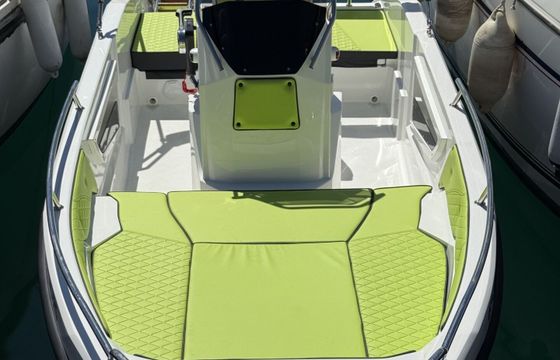 Motorboat Trimarchi Nica 15hp