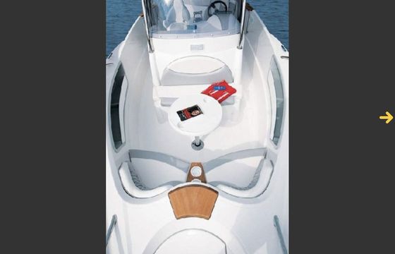 Motorboat QUICKSILVER 720 COMMANDER 225hp