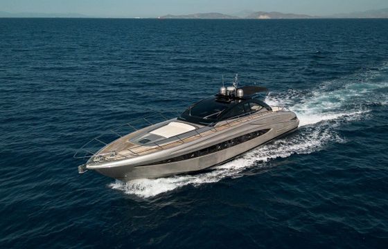 Motorboat Riva Vertigo 63 2720hp