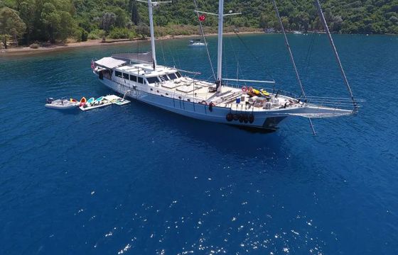 Gulet Custom Made white 38m