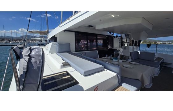 Catamaran Fountaine Pajot Elba 45 13m