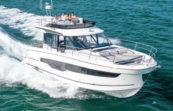 Motor yacht Jeanneau MF 1295 fly 900hp