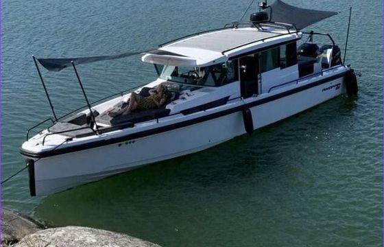 Motorboat Axopar 37 700hp