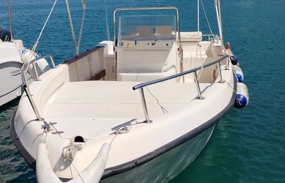 Motorboat Saver 540 40hp