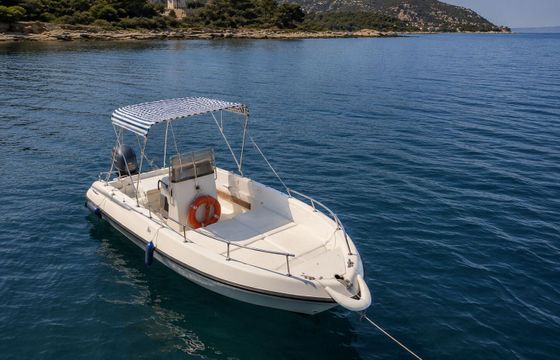 Motorboat Saver 540 40hp