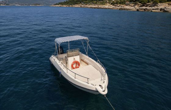 Motorboat Saver 540 40hp