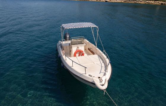Motorboat Saver 540 40hp