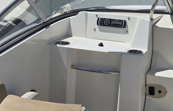 Motorboat Bayliner 642 CUDDY 135hp